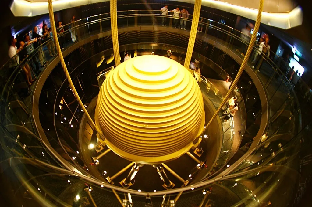 Steel Ball in the Taipei 101 Building Steel Ball in the Taipei 101 Building